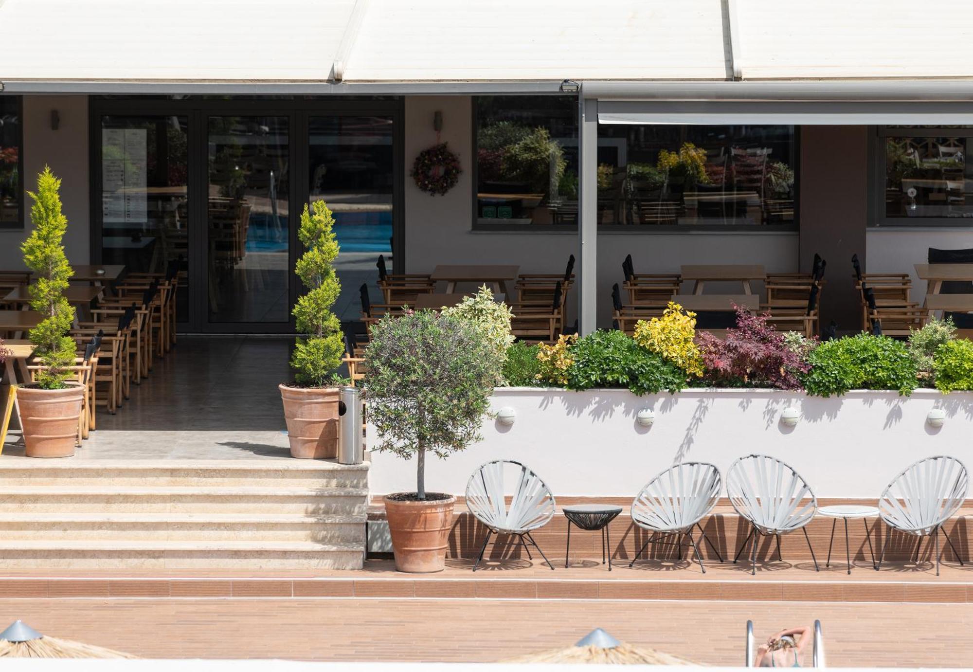 Simeon Hotel 3*